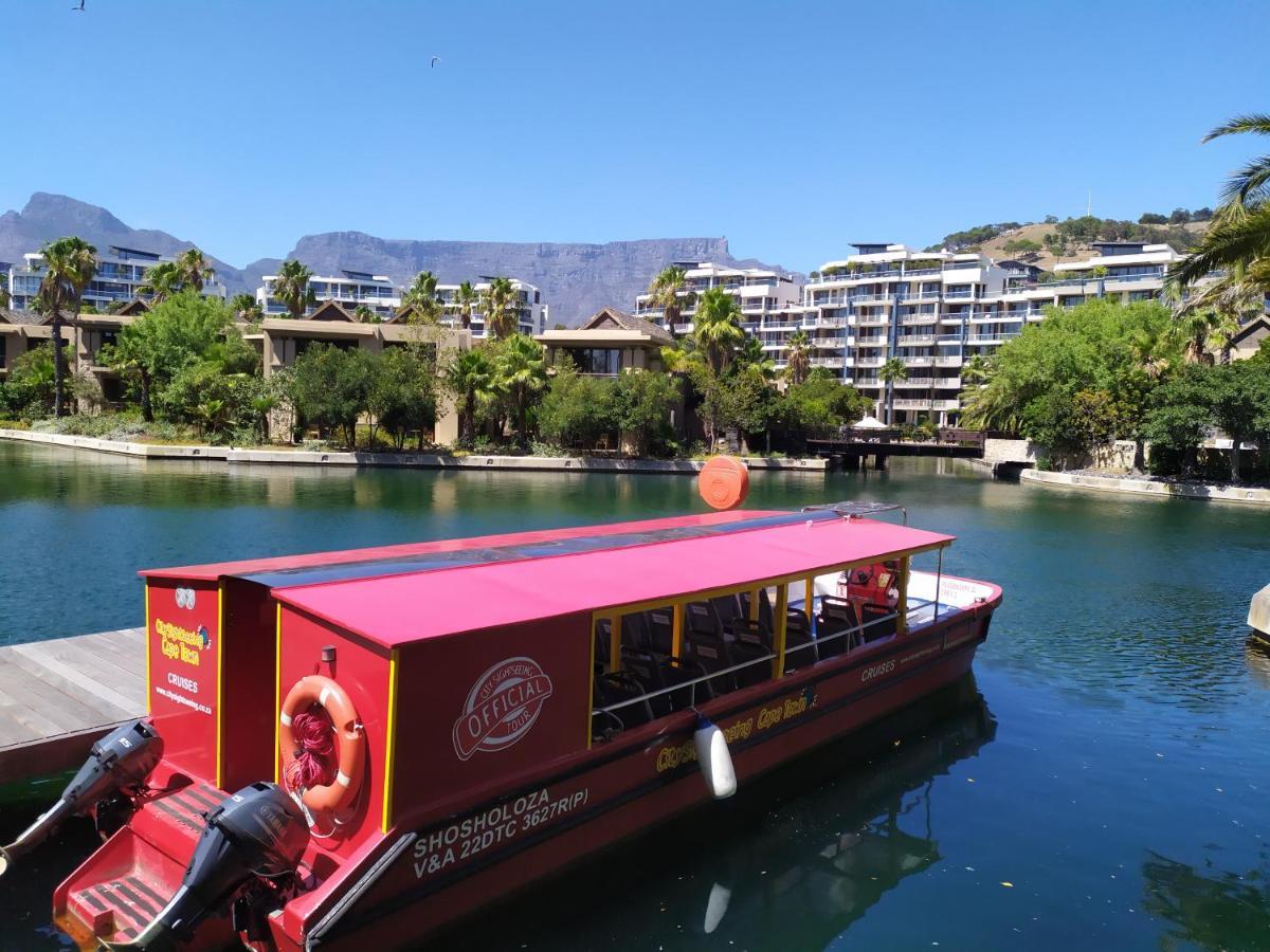 Unique 3 Bedroom In V A Waterfront Apartment *